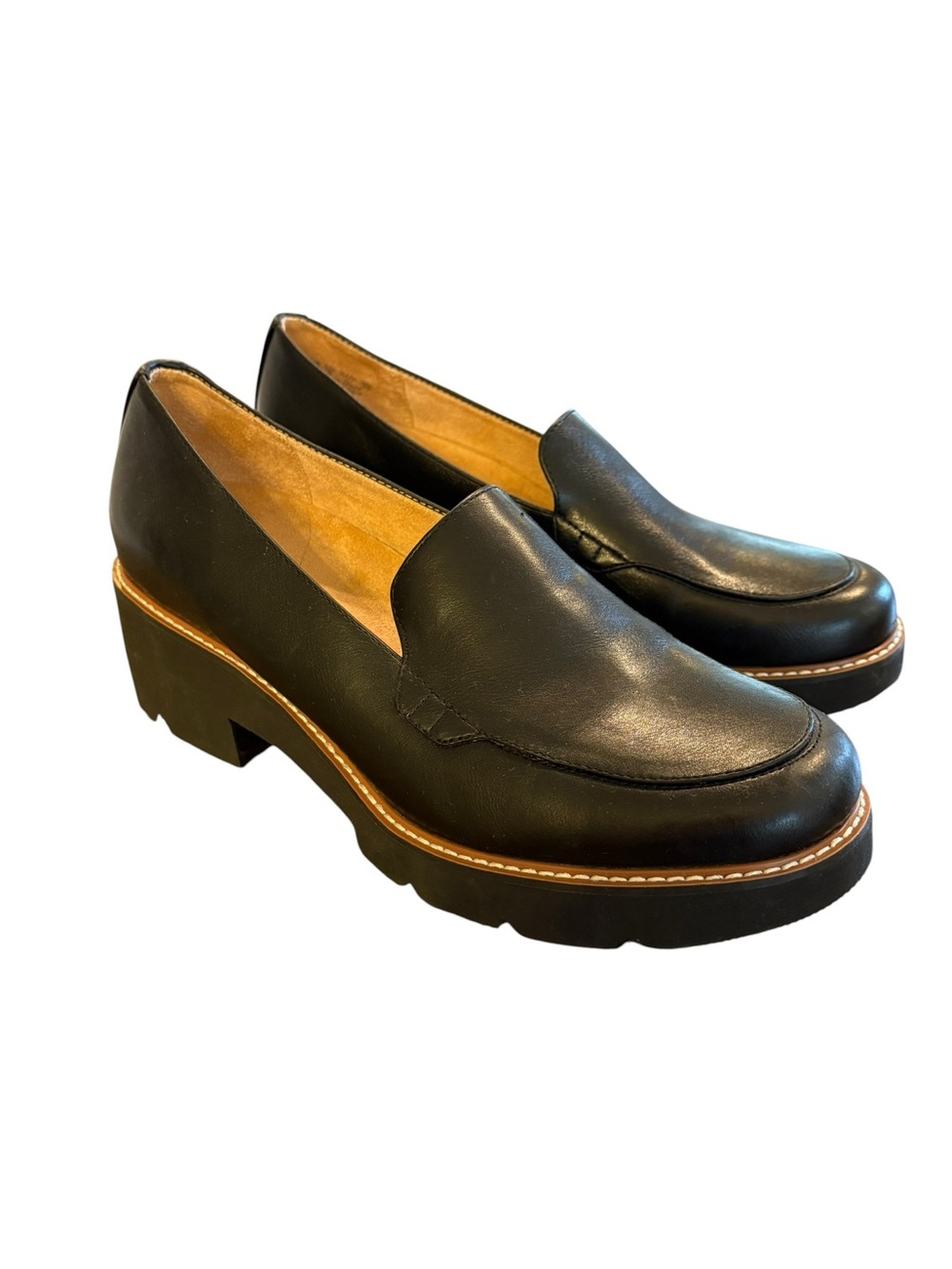 Naturalizer Cabaret Lug Sole Black Leather Loafers Size 9M